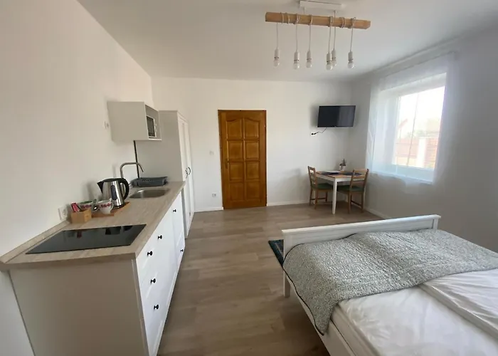 Konukevi Farmerland 3*