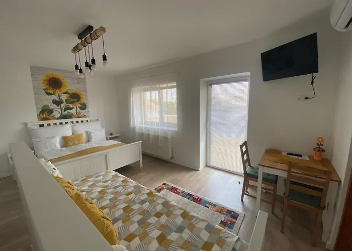 Konukevi Farmerland 3*